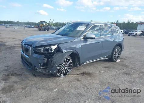 2024 BMW X1 xDrive28I z USA, uszkodzony, nr VIN WBX73EF04R5Z92995